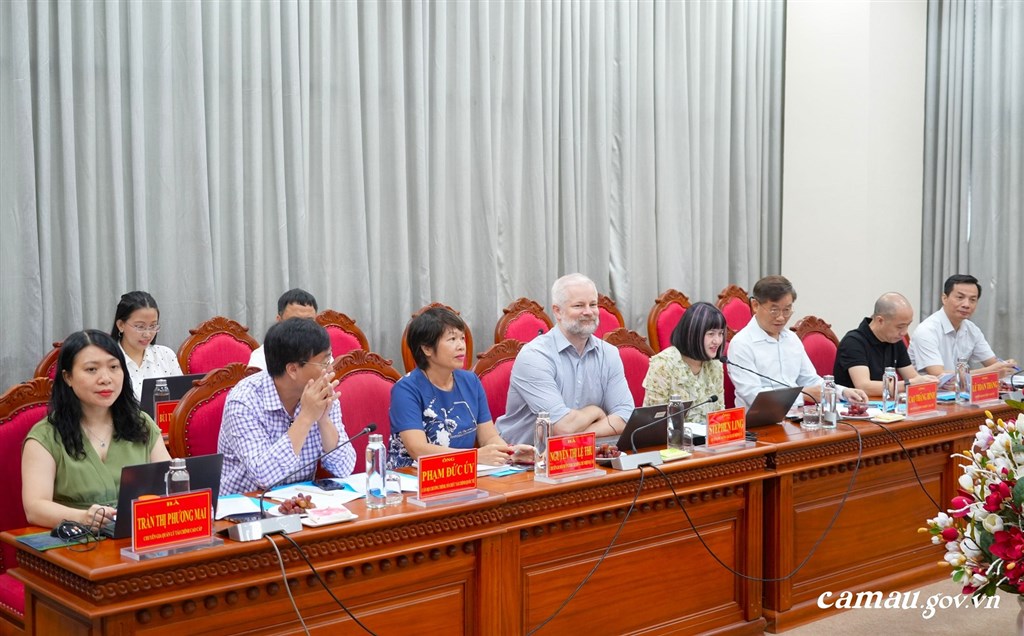 Phó Chủ tịch UBND tỉnh Lê Văn Sử làm việc với Ngân hàng Thế giới