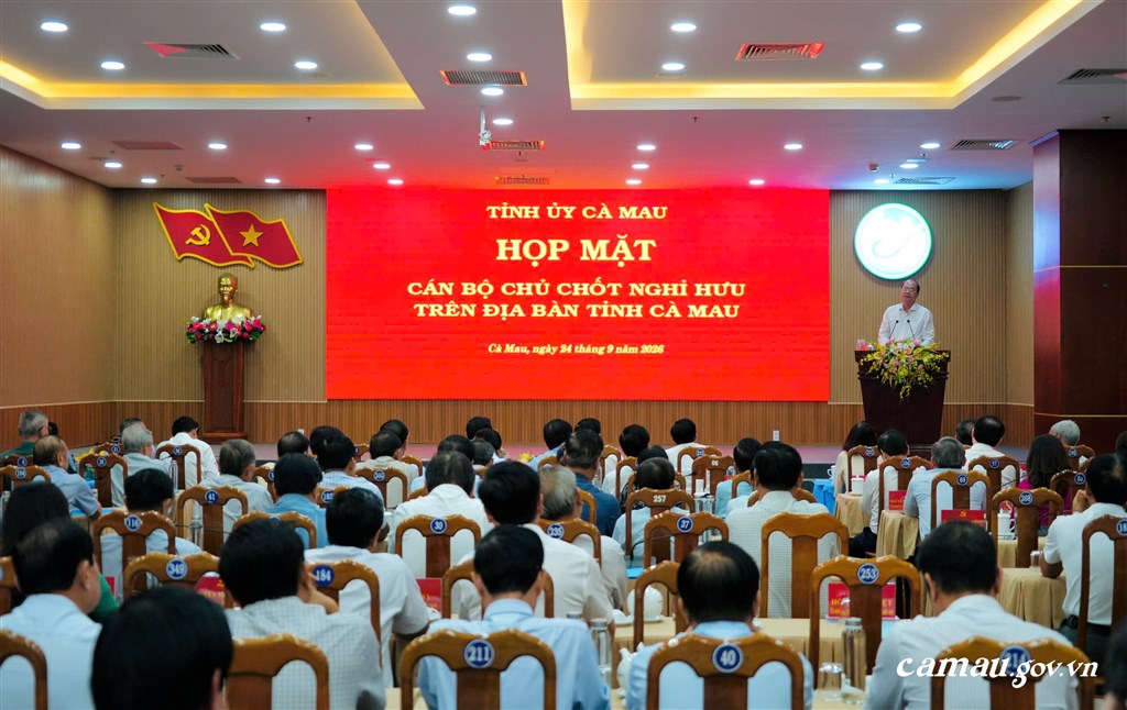 Tỉnh ủy Cà Mau họp mặt cán bộ chủ chốt nghỉ hưu