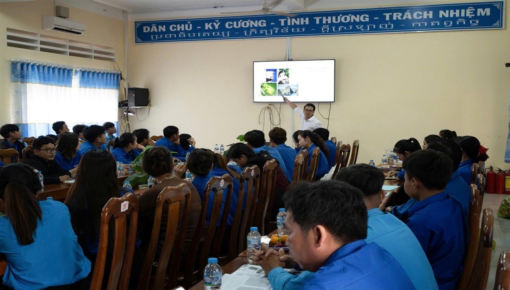 Tập huấn ứng dụng khoa học và công nghệ vào sản xuất và đời sống cho đoàn viên thanh niên xã Đá Bạc